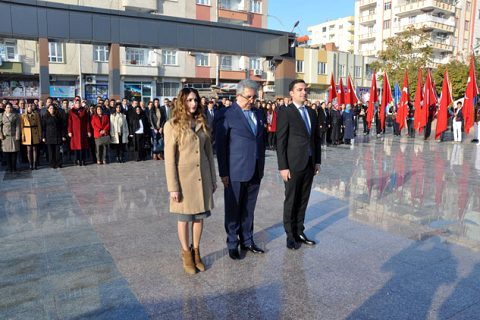 öğretmenler günü kutlandi