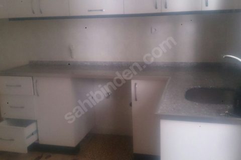 Şehrin merkezinde 4+1 220 m2