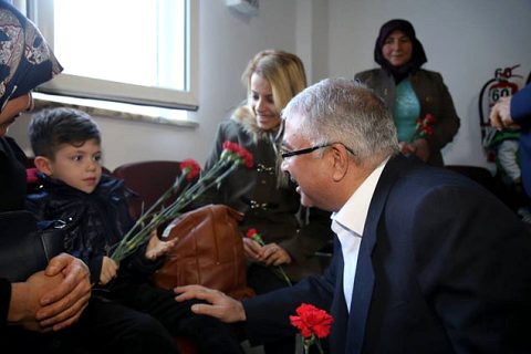 şahin ve akdoğan hastaneyi ziyaret etti