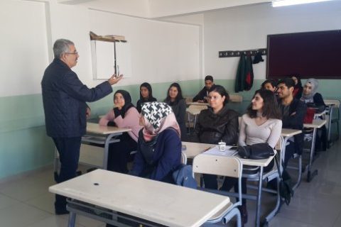 İlçe milli eğitim müdürümüz sayın Cengiz GÜNDEŞ Aday öğretmenlerin eğitimlerini ziyar