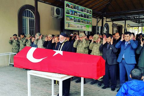 Nizipli kore gazisi toprağa verildi