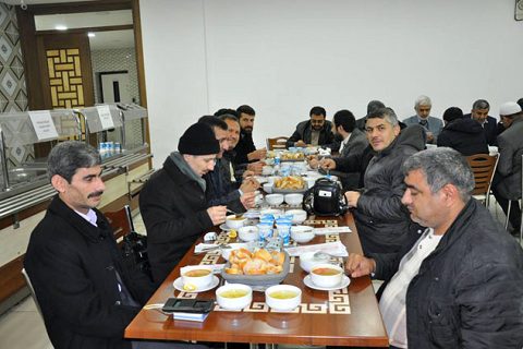Külliye de sivil toplum kuruluşlarina yemek