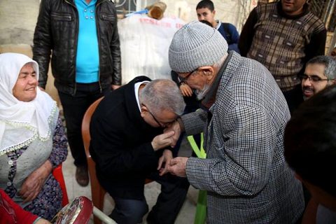 Akdoğan yeşilevler mahallesi ni ziyaret etti