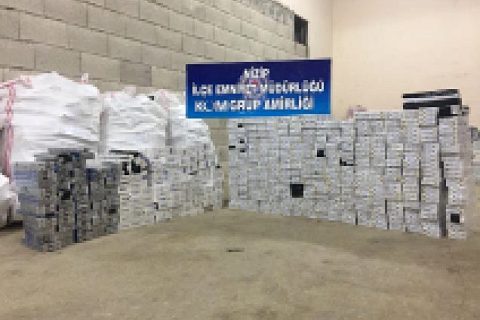 Sigara kaçakçisi polisten kaçamadi