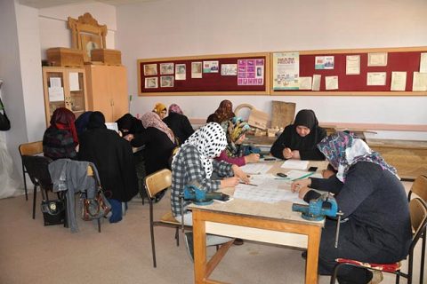 Nihem de ücretli kurs