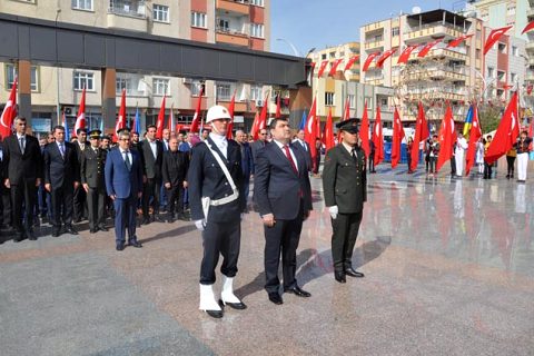 18 mart çanakkale zaferi kutlandi