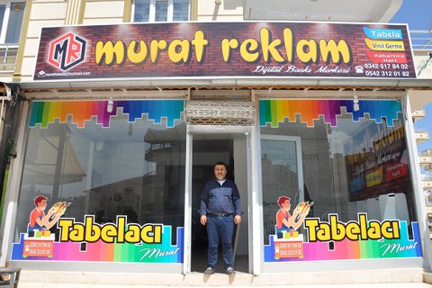 Murat reklam yeni yerinde