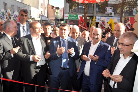 Akinsoy bosch bayii açildi