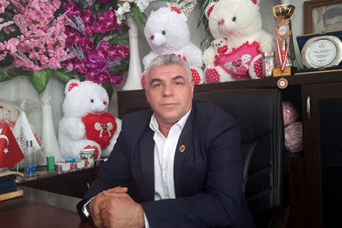 Seçmen listeleri askida