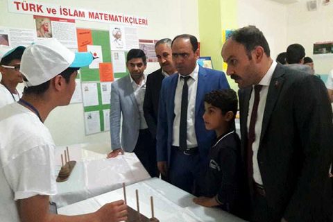 Nizip te bilim fuari açildi