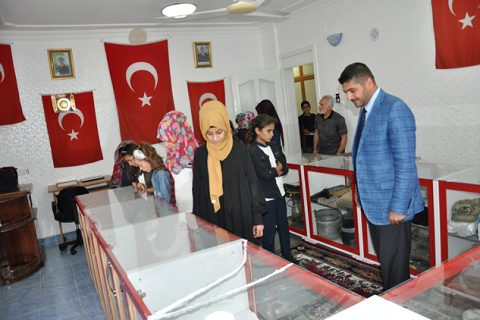 öğrencilerden şehit evi ne ziyaret