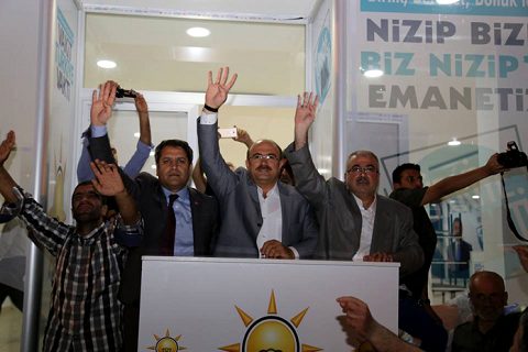 Akdoğan sari ve şahin den birlik mesaji