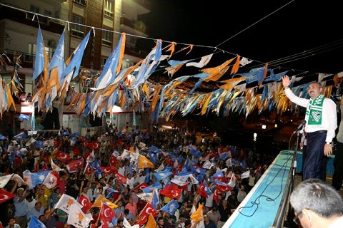 Bakan gül partililerle buluştu