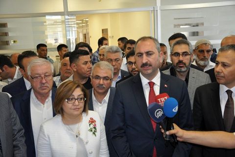 Adalet bakani abdulahamit gül nizip te