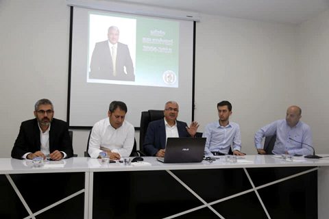 Akdoğan muhtarlarla buluştu
