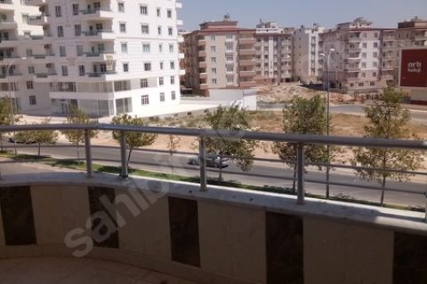 NİZİP te SATILIK 3+1 SULTAN EMLAK tan DAİRE