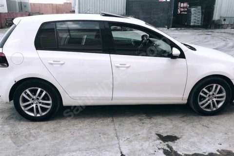 Hatasiz 2011 1.6 tdi dsg sanruf