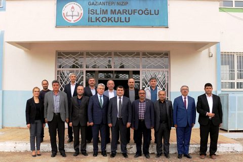 NTO dan Öğrencilere Ayakkabı Yardımı