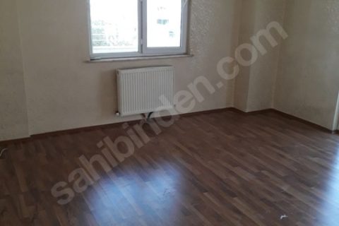 Nizi'de koç emlaktan 35,lik yol üstünde satilik 3+1 daire