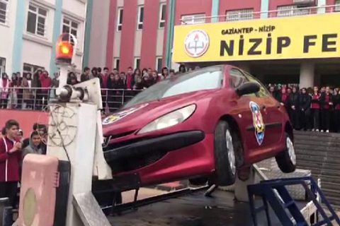 Jandarmadan similasyonlu emniyet kemeri uyarisi