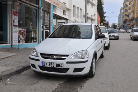 Sahibinden tertemiz bakimli corsa