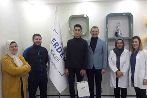Nizip mtal öğrencisi m.emir yavuzhan, 15 temmuz konulu kompozisyon yarişmasinda il bi