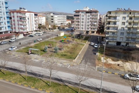 DOĞUŞ GAYRİMENKUL'den Mimar Sinan Mah. 3+1 185 M'2 4.Kat Daire..