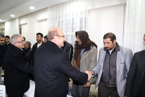 Akdoğan ilçe seçim koordinasyon merkezi ni ziyaret etti
