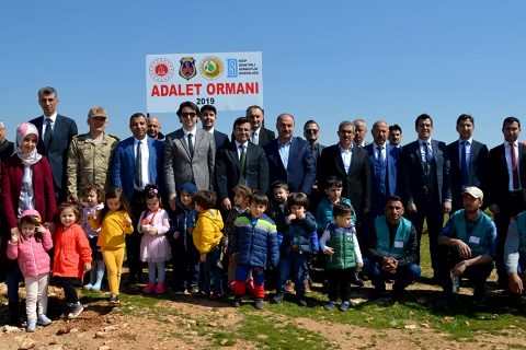 Nizip adalet ormani için ilk fidanlar dikildi