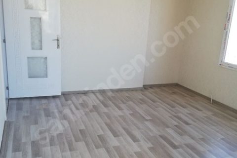 Nizipte bizim emlaktan 35lik yol üzerinde satilik 3 +1 daire
