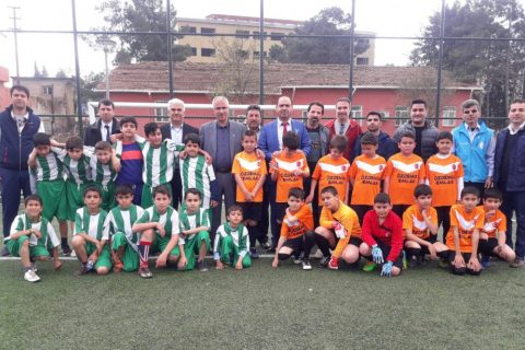 İlkokullar Arası Futbol Turnuvası Başladı