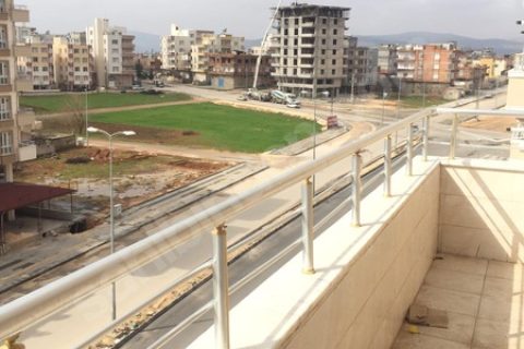 Koçoğlu gayrimenkulden satilik 4+1 lüks daire