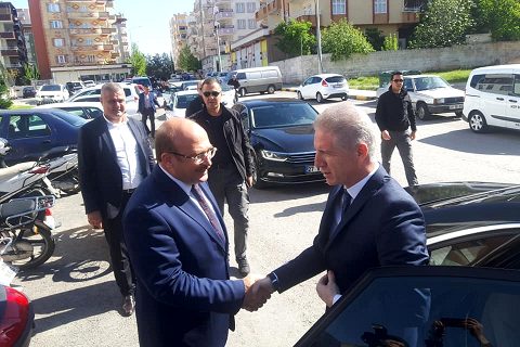 Vali gülden başkan sariya ziyaret