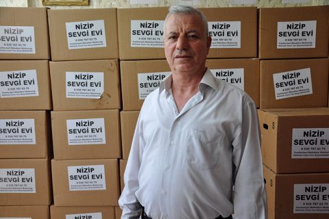 Nizip sevgi evinden ramazan yardimi