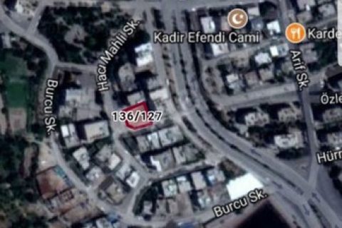öz çiloğlundan menderes mah 469 m2 ruhsatli köşebaşi arsa