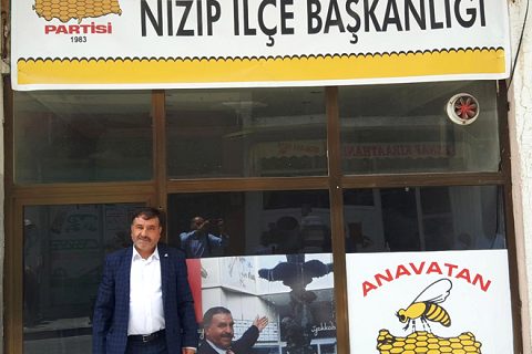 Anavatan partisi nde bayramlaşma