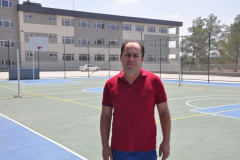 Spor lisesi kapilarini sporculara açti