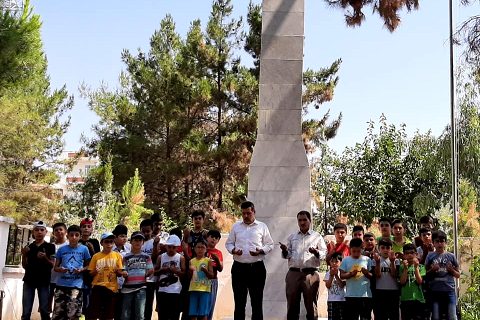 Kuran kursu öğrencilerinden şehitlerimize ziyaret