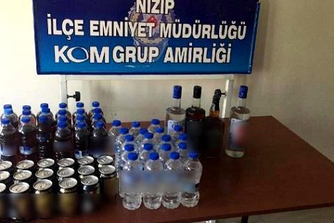 Nizipte 67 şişe kaçak içki ele geçirildi