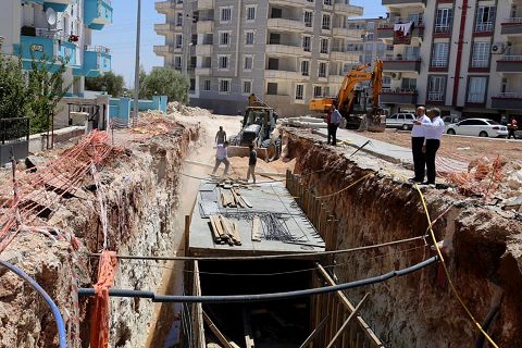 Sarı ve Karadağ sahada incelemelerde bulundu