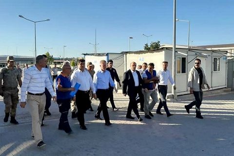 Vali Gül, kapatılan Geçici 1 ve 2 Barınma Merkezlerinde incelemelerde bulundu