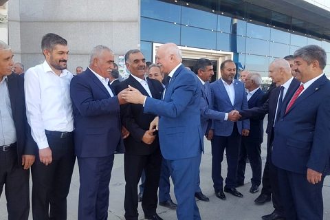 Bayraktar, Şanlıurfada Çiftçilerle Buluştu, Nizip Ziraat Odası Tam Kadro Ordaydı