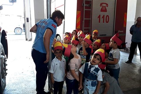 Fırat 4-6 Yaş Kuran kursu öğrencilerinden itfaiye ziyareti