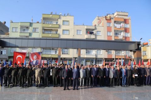 Büyük Önder Gazi Mustafa Kemal Atatürk'ü Ebediyete İrtihalinin 81. Yıldönümünde Tören