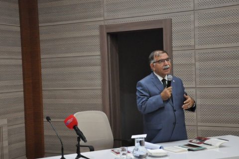 Emekli Vali Adnan YILMAZ'dan "Bilimler Tarihi Dostu Fuat SEZGİN" Semineri