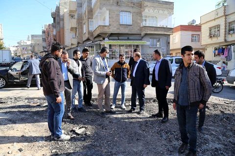 Başkan Sarı kavşak çalışmasını inceledi