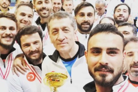 Futsal Turnuvasında Öğretmenlerimiz Türkiye İkincisi