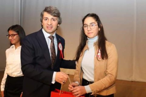 Türkan Ömer Okan Anadolu Lisesi Öğrencisi R. Sude ATASOY, Öğretmenler Günü Kompozisyo