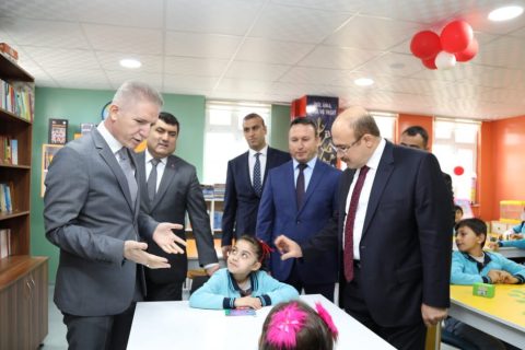 Gaziantep Valimiz Sayın Davut GÜL Mehmet Cemal Dikici İlkokulu'nu Ziyaret Ettiler