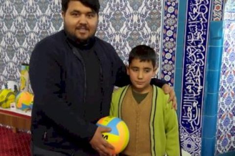 Altindağ mahallesi molla halil camiinde ödül töreni yapildi